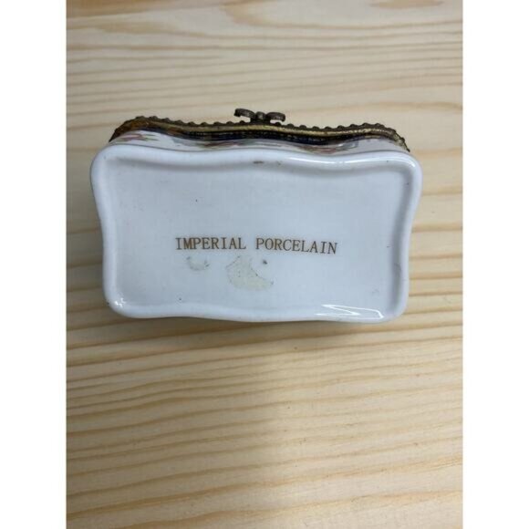 Small Imperial Porcelain Trinket Box Luke 9:23 Pink Roses Gold Accents Hinged - Picture 2 of 8